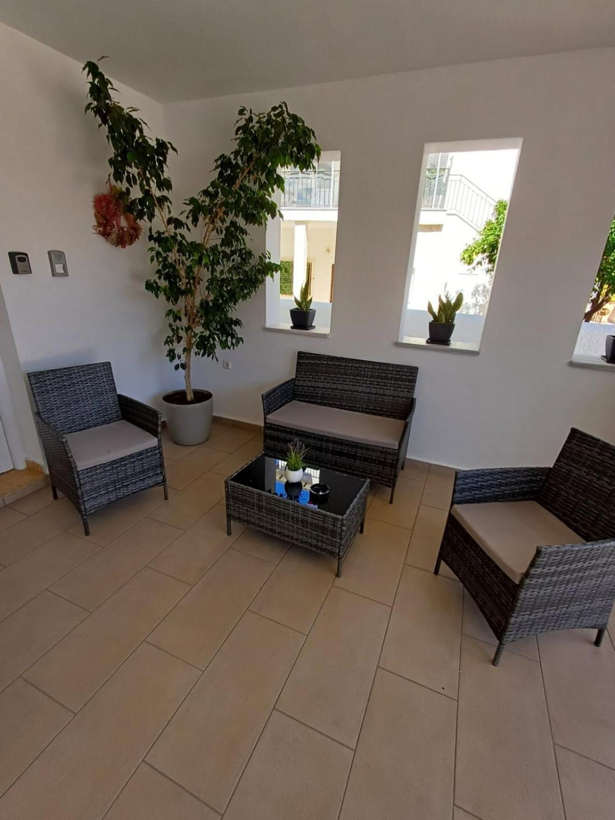 Luxury Apartment Amarynthos Exterior foto